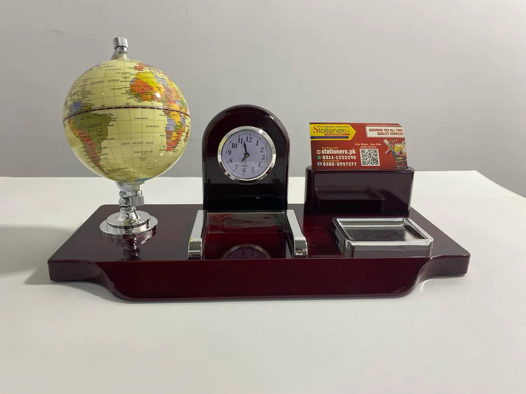 Wooden Desktop Organizer with Globe – Elegant Office Stationery Set, Pen Holder, Card Slot & Mini Globe for Stylish Desk Décor and Organization – Ideal Gift for Professionals & Executives